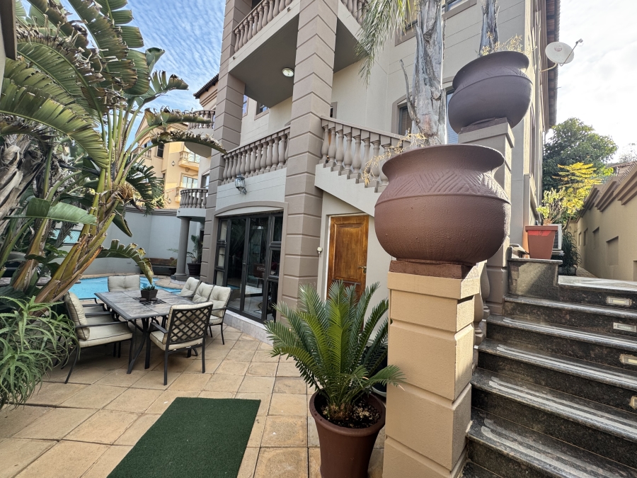 4 Bedroom Property for Sale in Wilkoppies North West